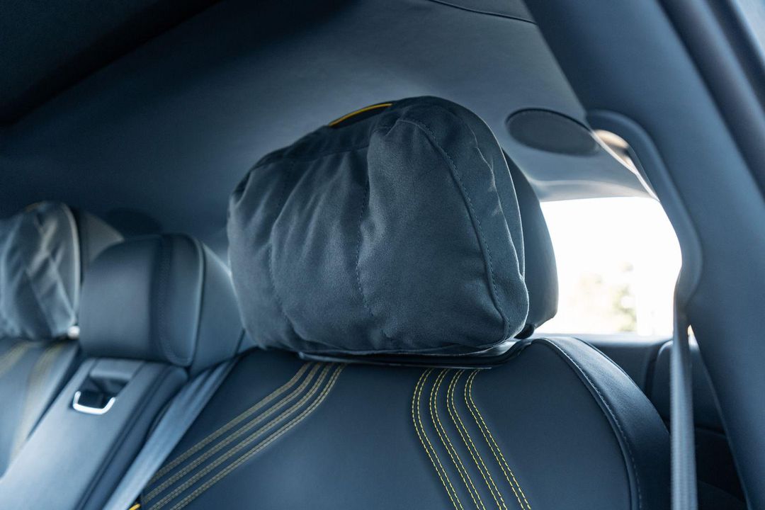 2025 Bentley Bentayga