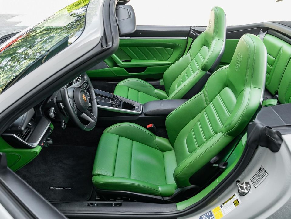 2022 Porsche 911