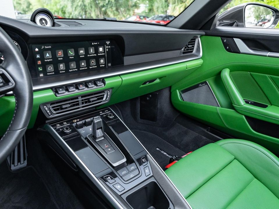 2022 Porsche 911