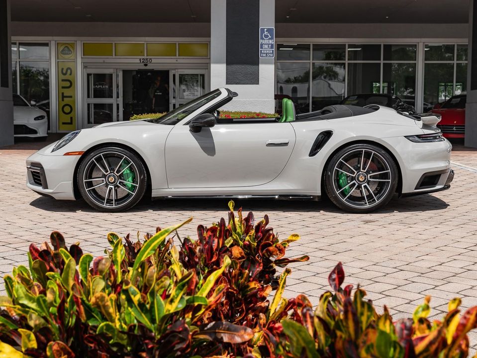 2022 Porsche 911