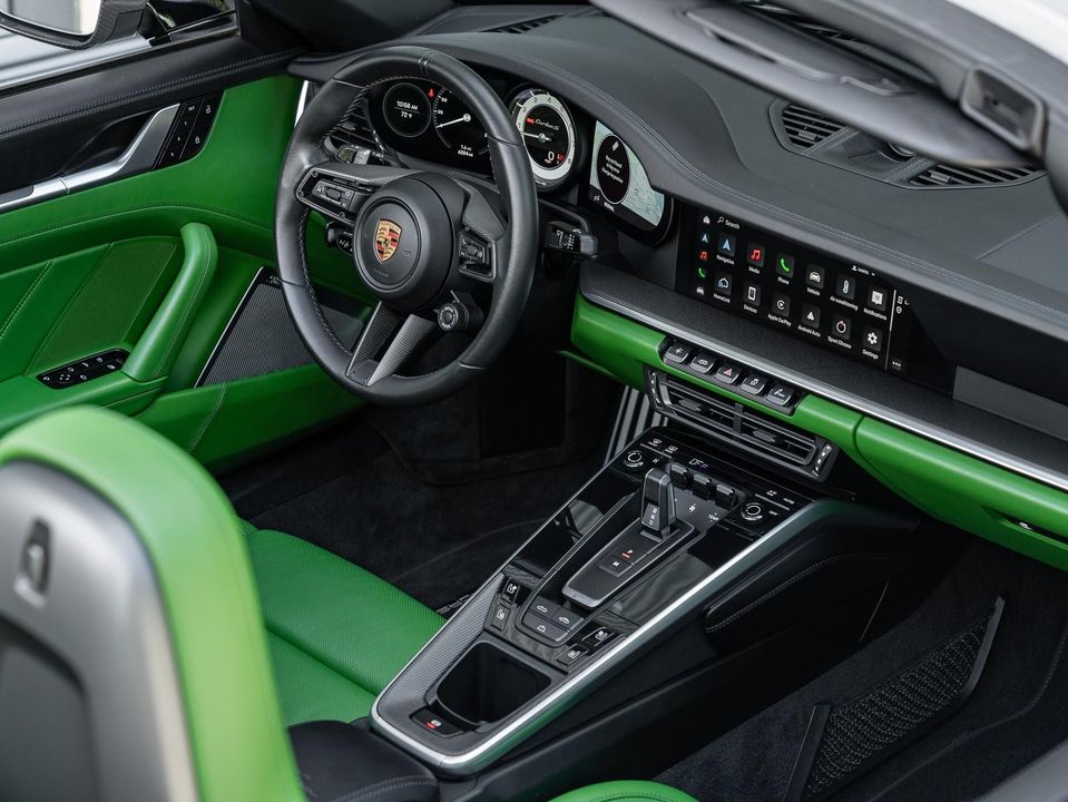 2022 Porsche 911