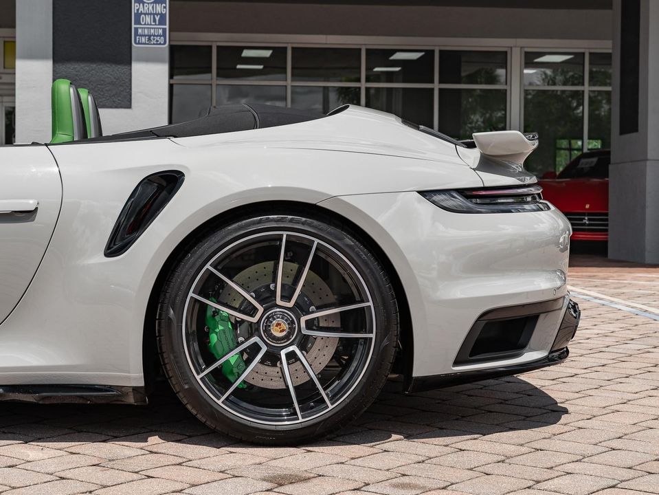 2022 Porsche 911