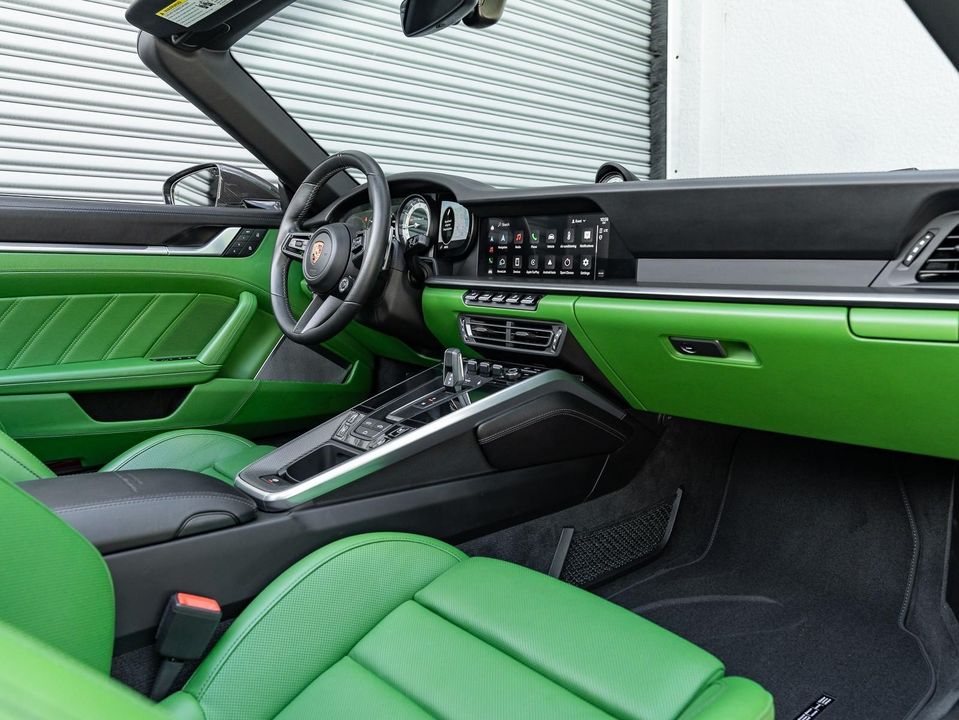2022 Porsche 911