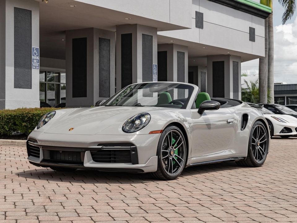 2022 Porsche 911