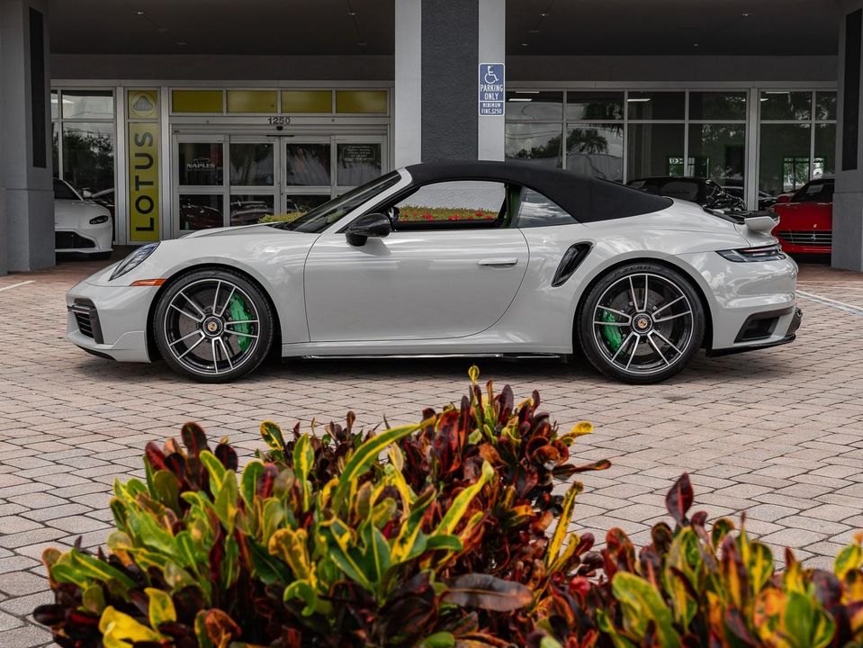 2022 Porsche 911