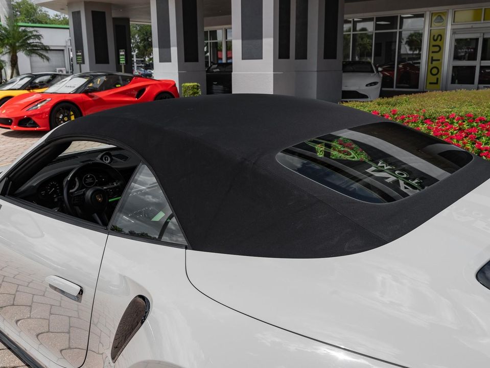 2022 Porsche 911