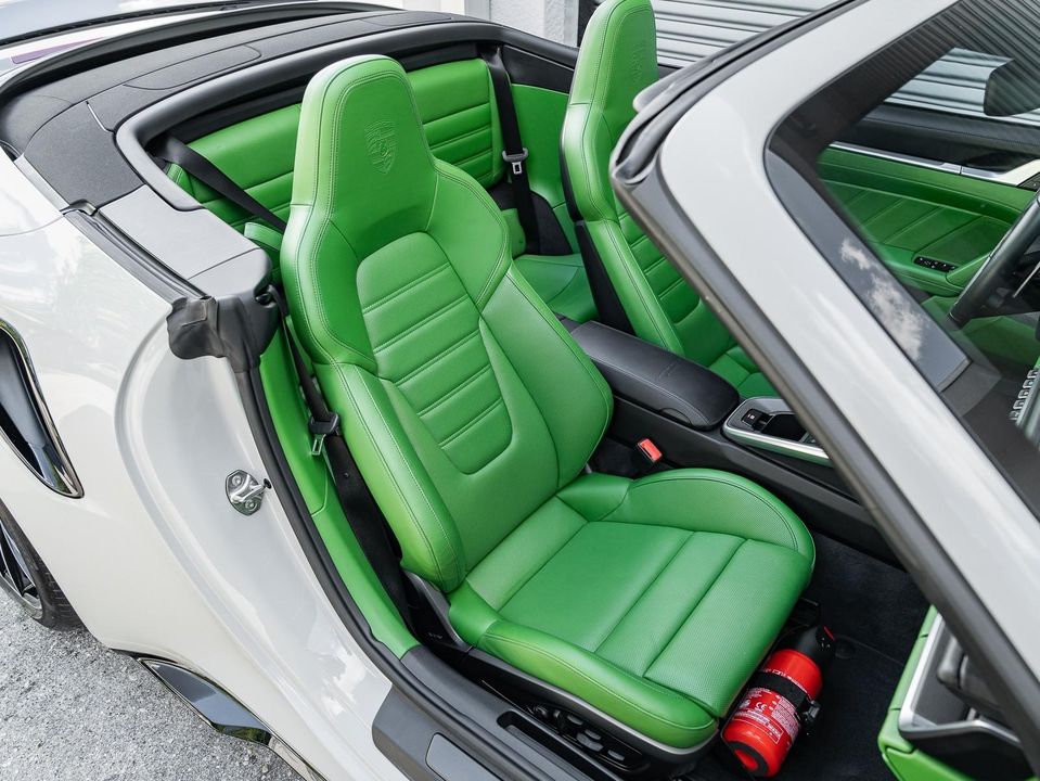2022 Porsche 911