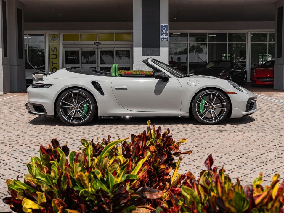 2022 Porsche 911