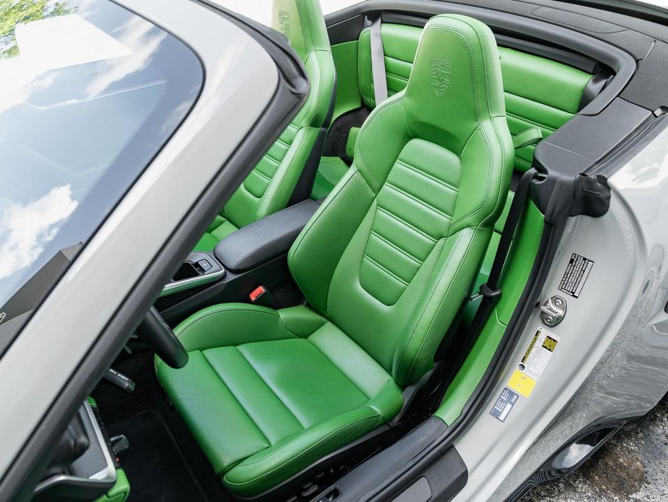 2022 Porsche 911