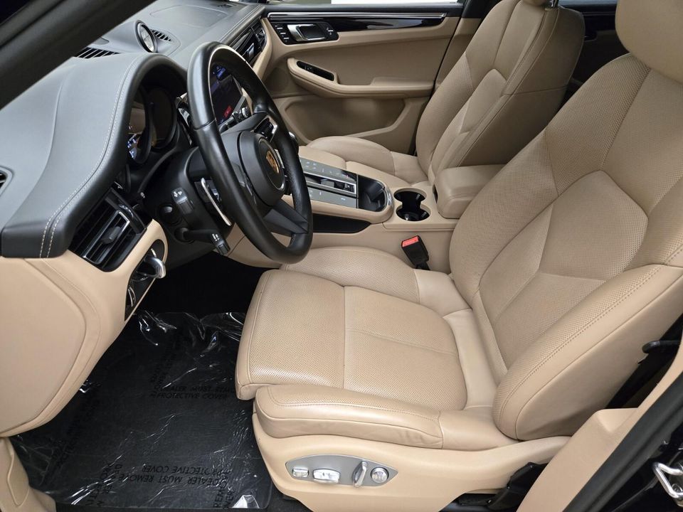 2022 Porsche Macan