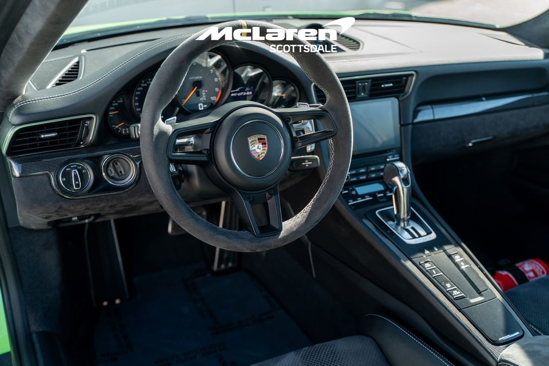 2019 PORSCHE 911