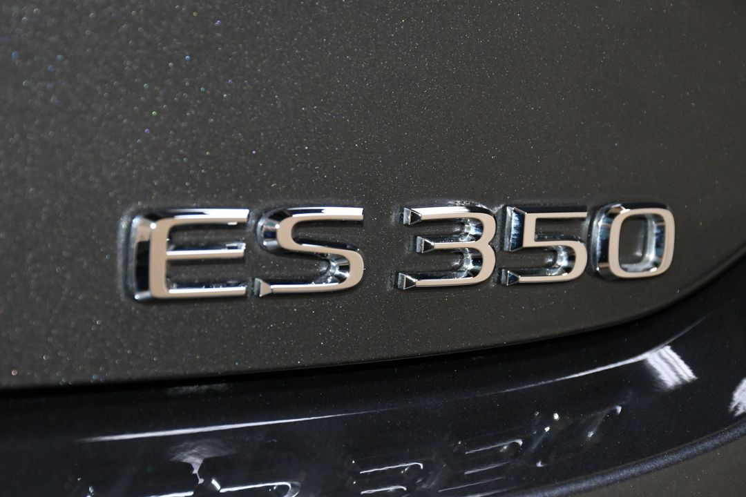 2024 Lexus ES 350