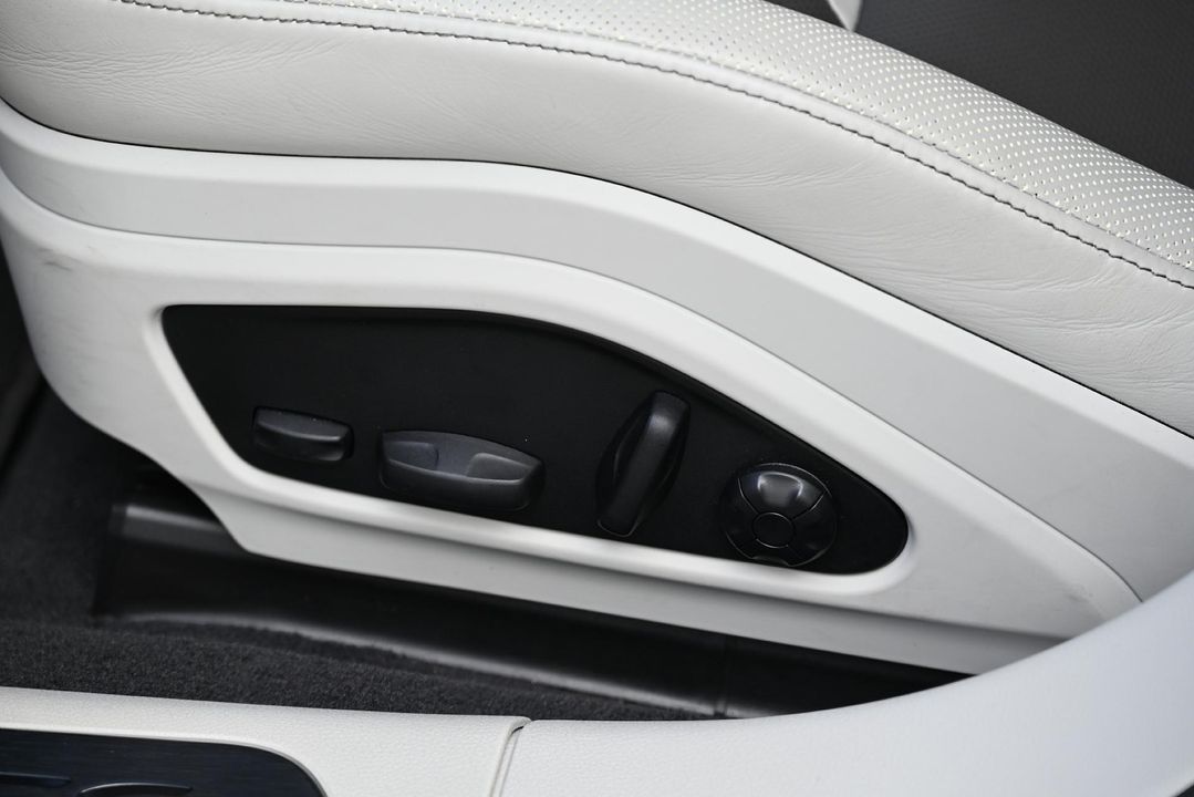 2023 PORSCHE PANAMERA