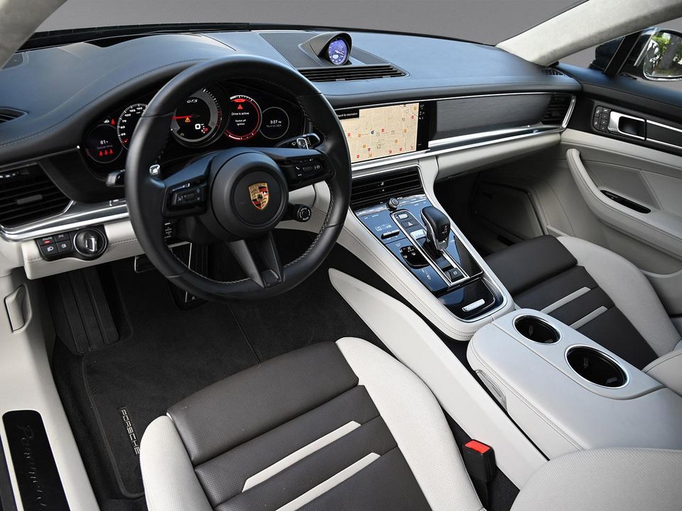2023 PORSCHE PANAMERA