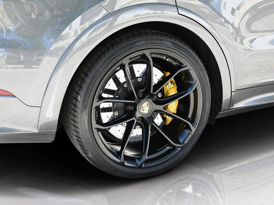 2023 Porsche Cayenne