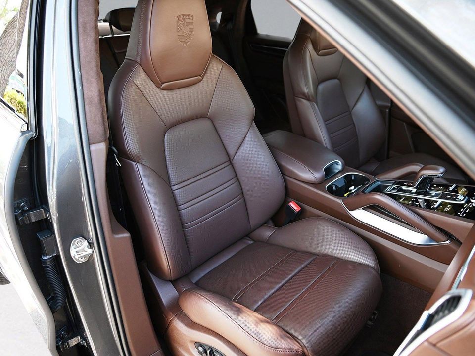 2023 Porsche Cayenne
