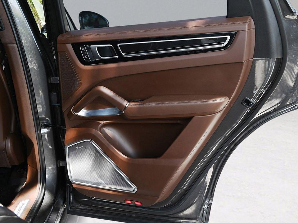 2023 Porsche Cayenne