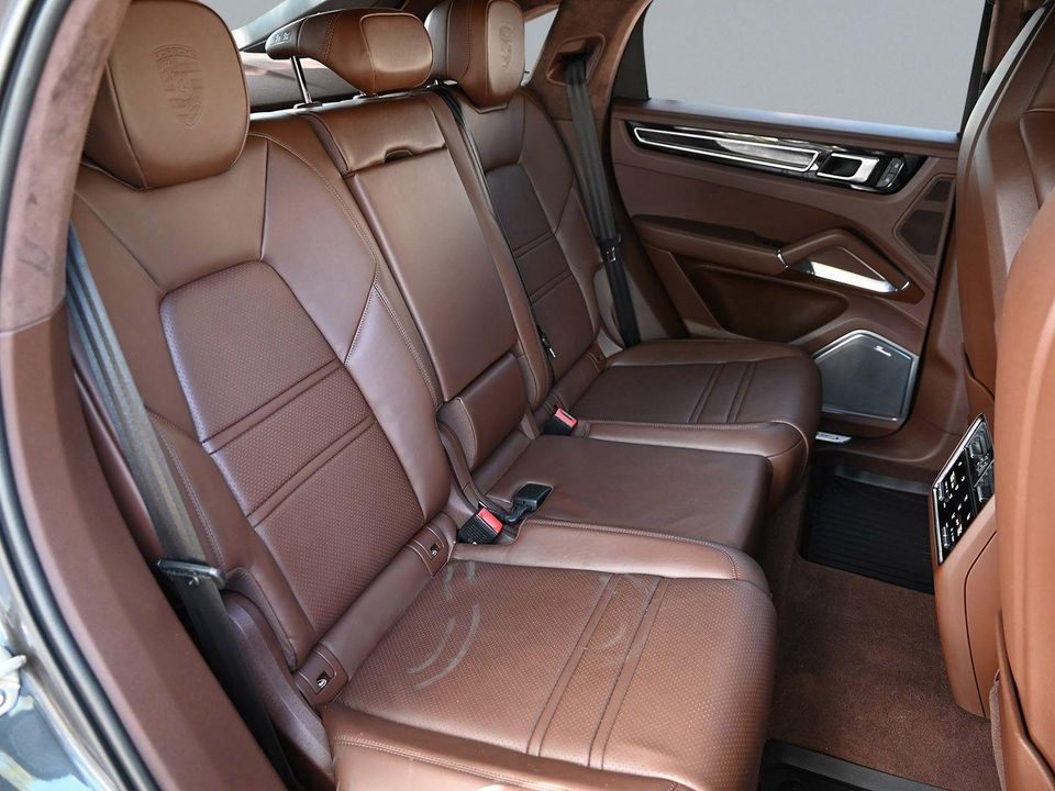 2023 Porsche Cayenne