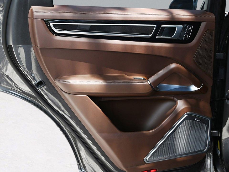 2023 Porsche Cayenne