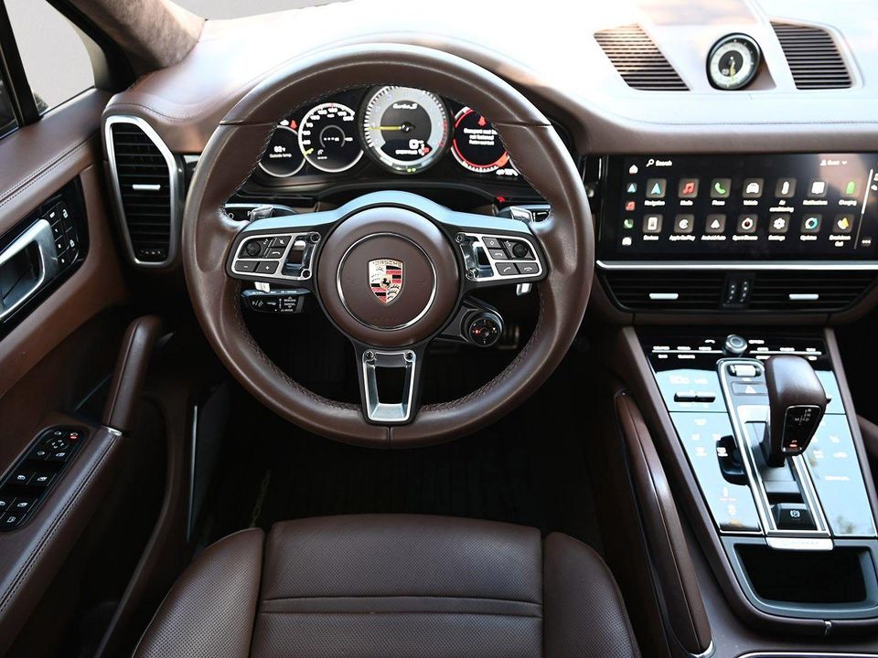 2023 Porsche Cayenne