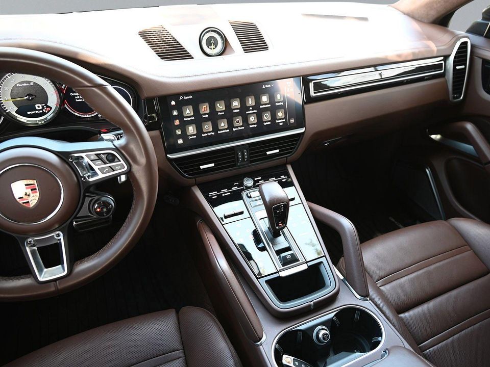 2023 Porsche Cayenne