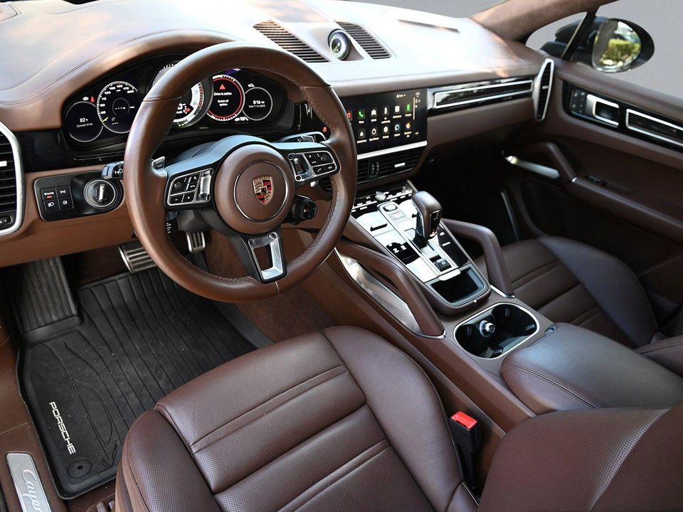 2023 Porsche Cayenne