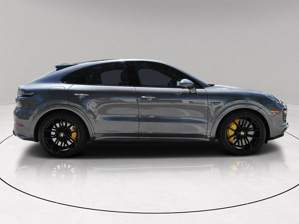2023 Porsche Cayenne