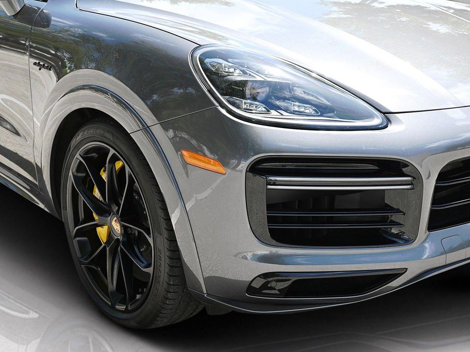 2023 Porsche Cayenne