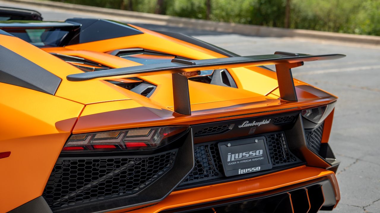2017 Lamborghini Aventador