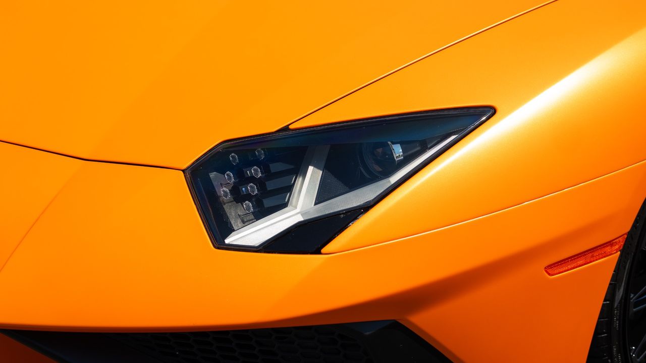 2017 Lamborghini Aventador
