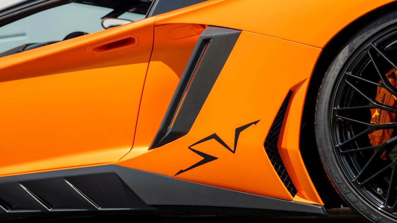 2017 Lamborghini Aventador
