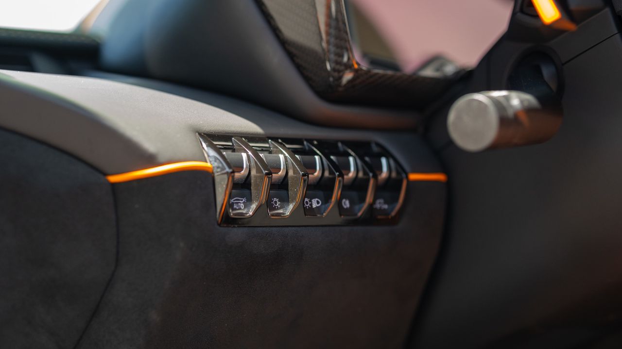 2017 Lamborghini Aventador