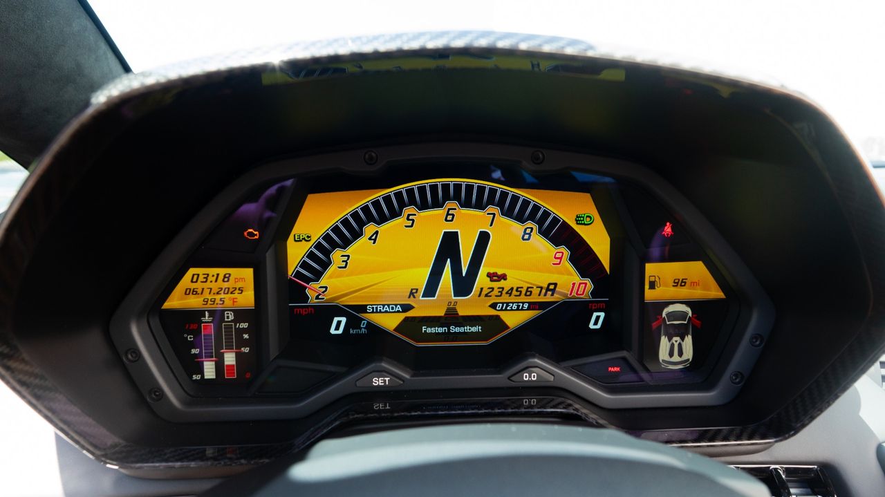2017 Lamborghini Aventador