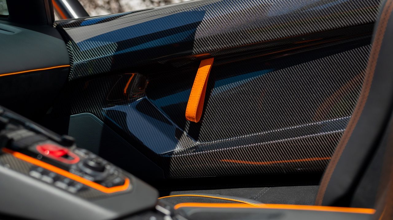 2017 Lamborghini Aventador