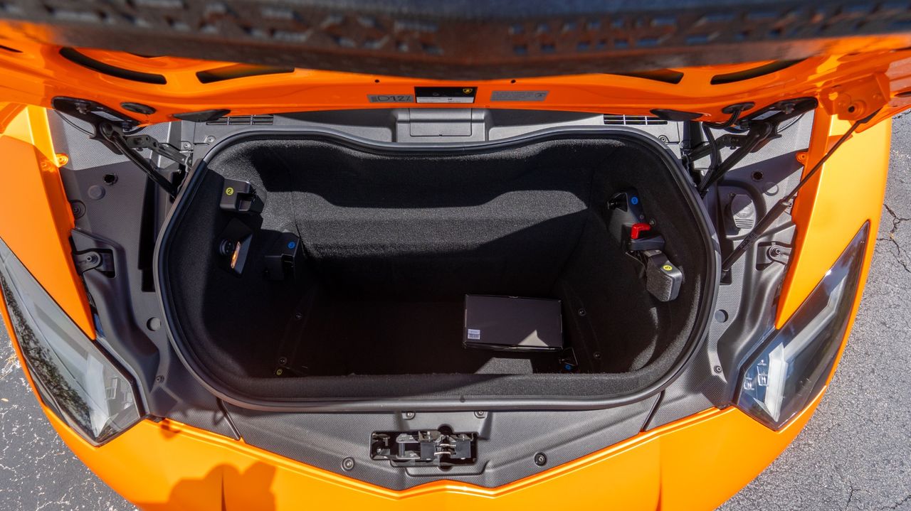 2017 Lamborghini Aventador