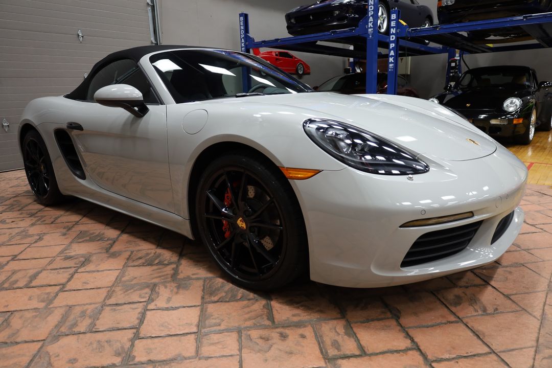 2018 Porsche 718 Boxster