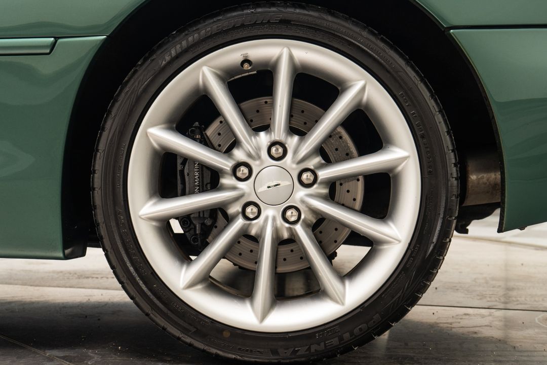 2001 Aston Martin DB7