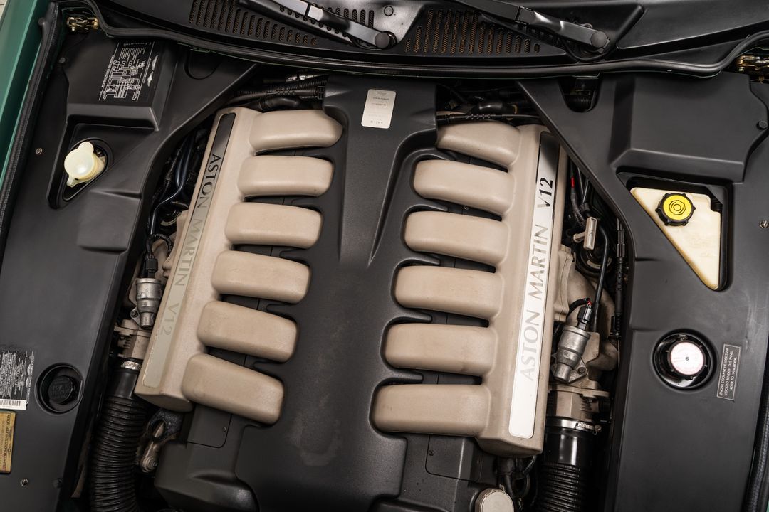 2001 Aston Martin DB7
