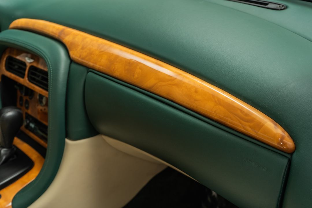 2001 Aston Martin DB7