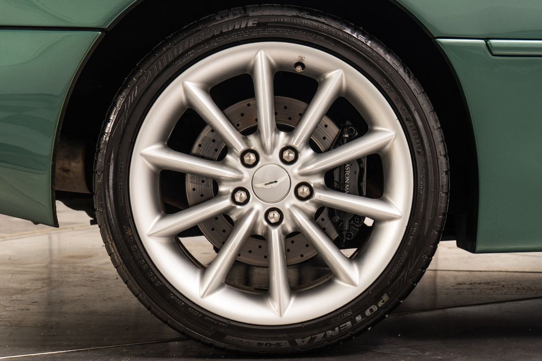 2001 Aston Martin DB7