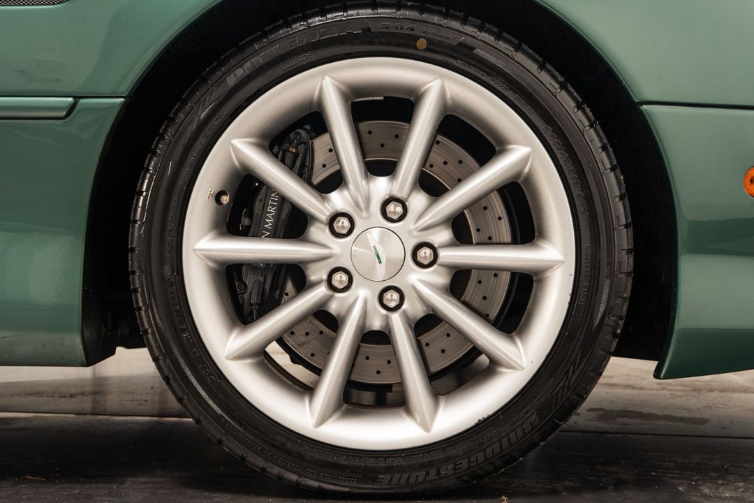 2001 Aston Martin DB7