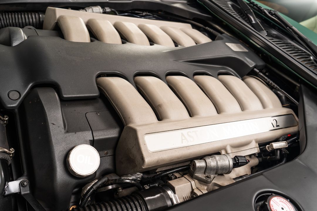 2001 Aston Martin DB7
