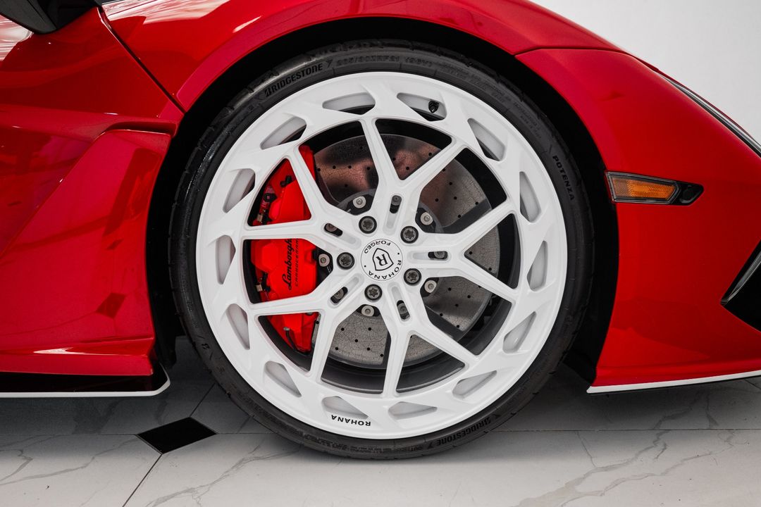 2024 Lamborghini Revuelto