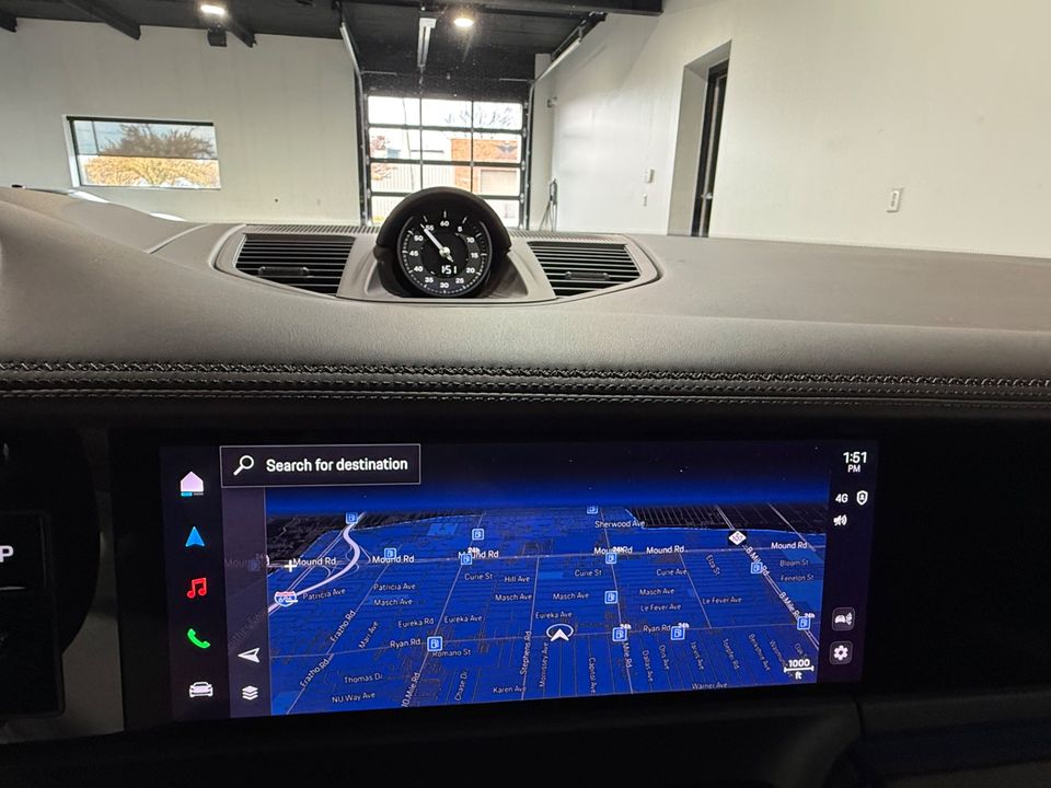 2025 Porsche Panamera 4 E-Hybrid AWD 463hp