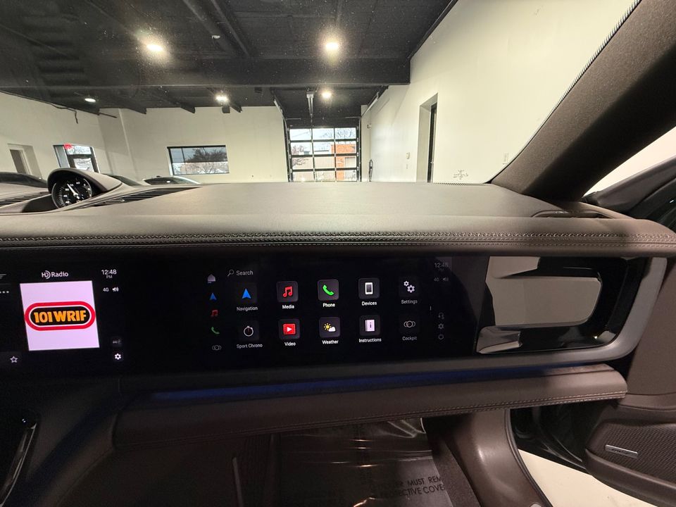 2025 Porsche Panamera 4 E-Hybrid AWD 463hp