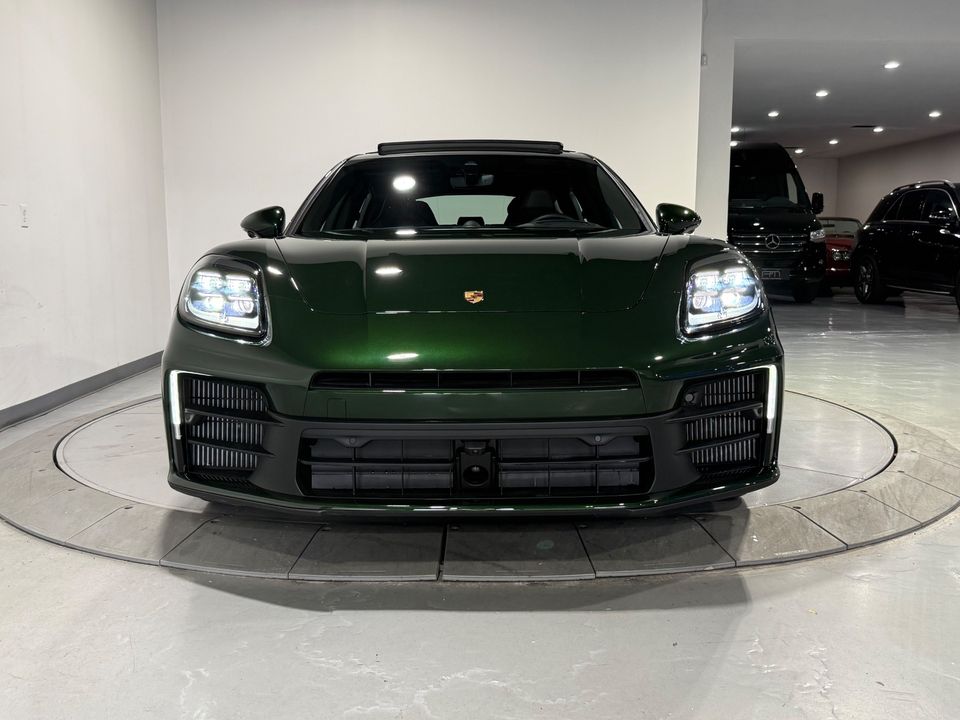 2025 Porsche Panamera 4 E-Hybrid AWD 463hp