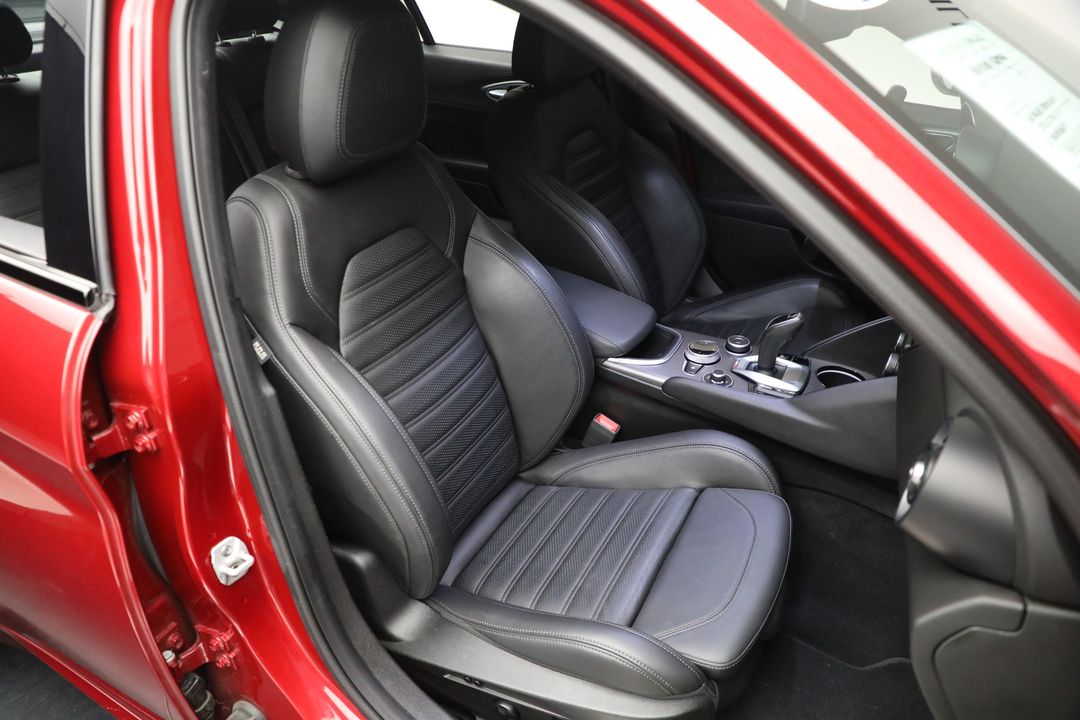 2022 Alfa Romeo Giulia