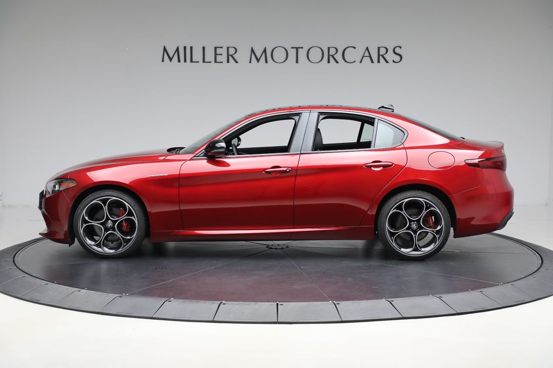 2022 Alfa Romeo Giulia