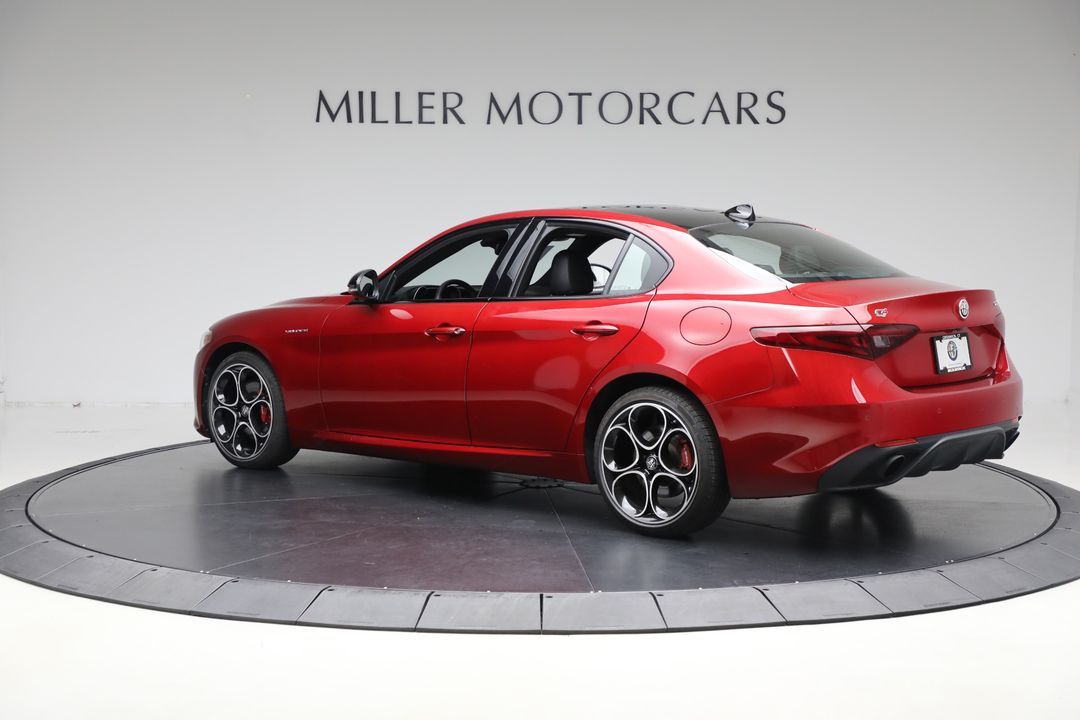 2022 Alfa Romeo Giulia