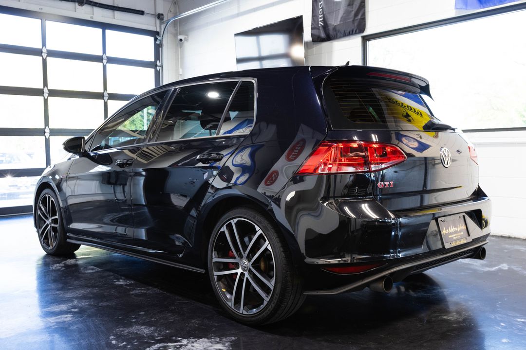 2017 Volkswagen Golf GTI